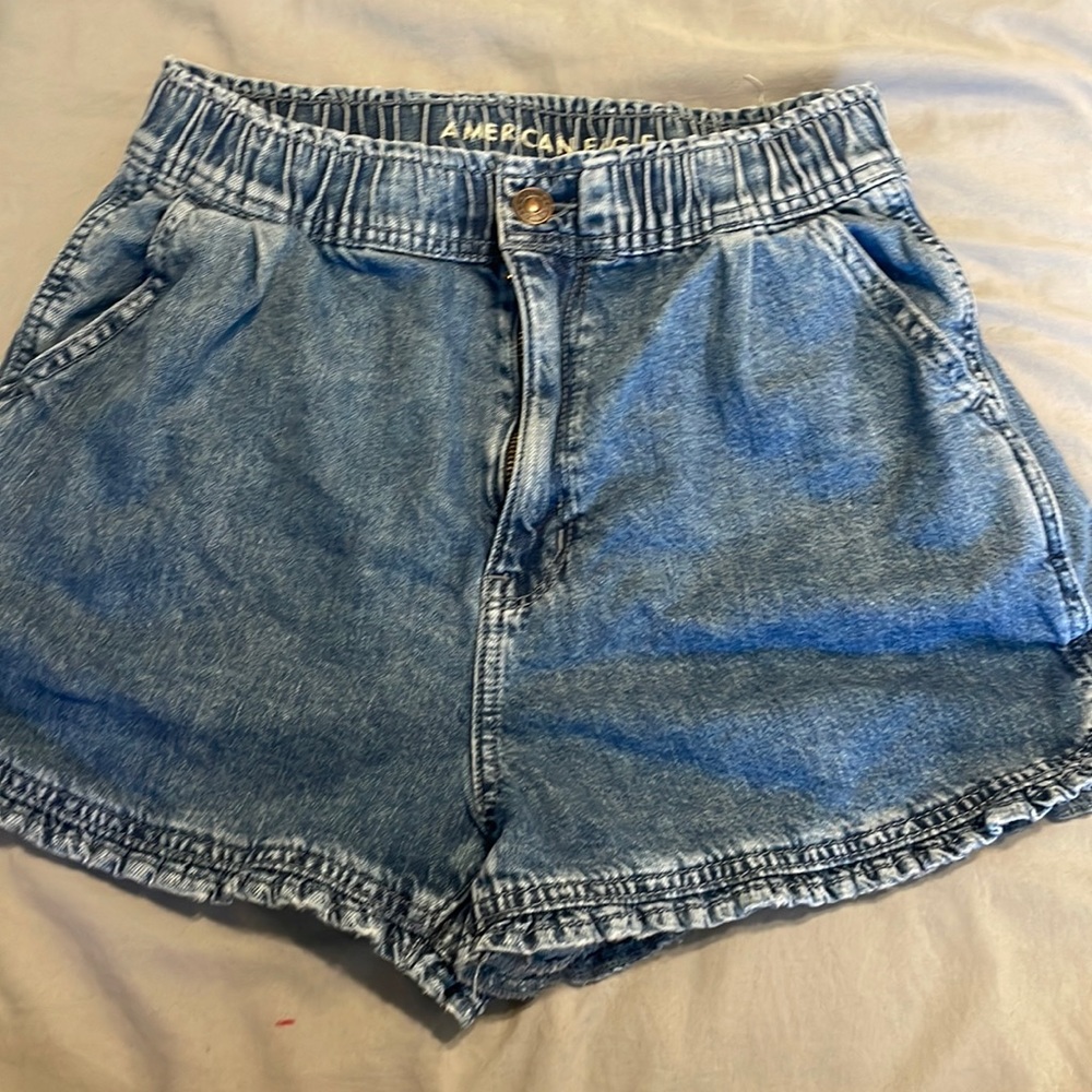 American Eagle mom shorts